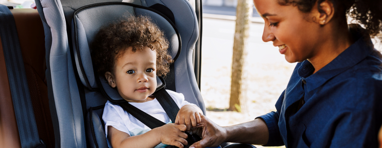 Occuper son enfant lors d’un trajet en voiture