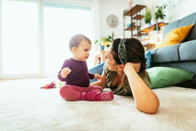 7 façons d'aider au développement linguistique de votre enfant